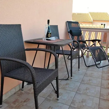 Adriatic Apartamento *