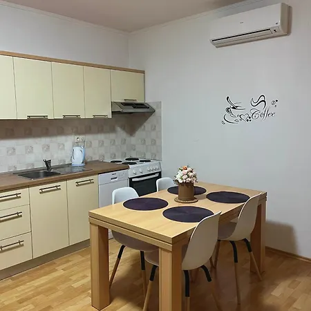 Adriatic Apartamento